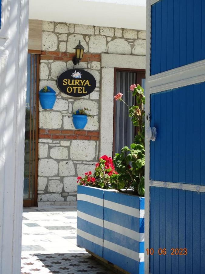 Отель Surya Butik Алачати Экстерьер фото